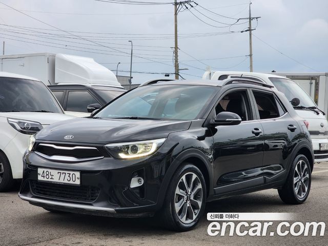 Kia Stonic из Кореи Encar