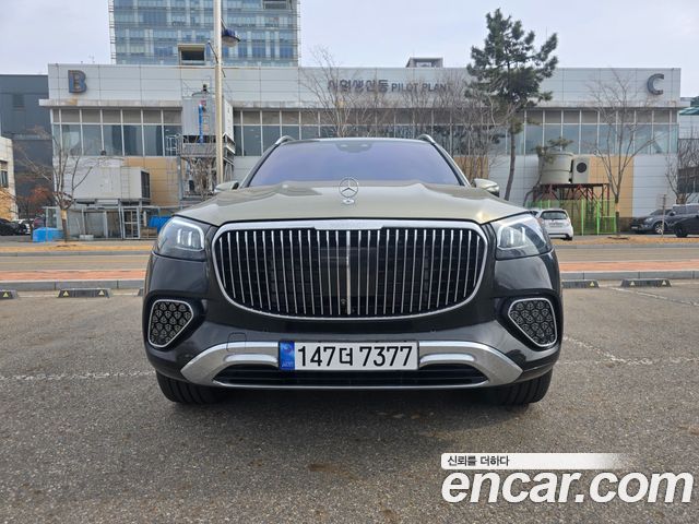 Mercedes-Benz GLS-Class Maybach GLS600 4MATIC — пробег 15 000 км — фото 2 из 5