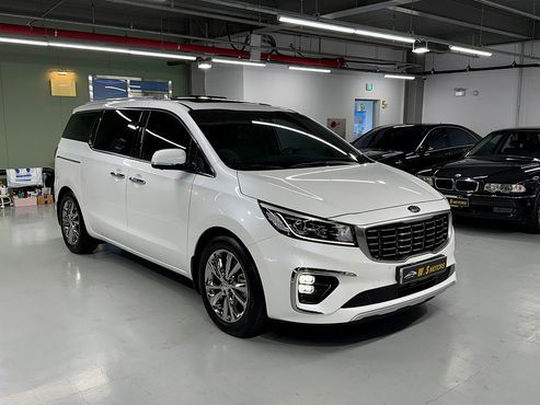 Kia Carnival Gasoline 7-Seater Limousine President — пробег 56 362 км — фото 3 из 5