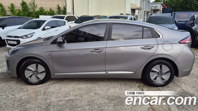 Hyundai Ioniq из Кореи Encar