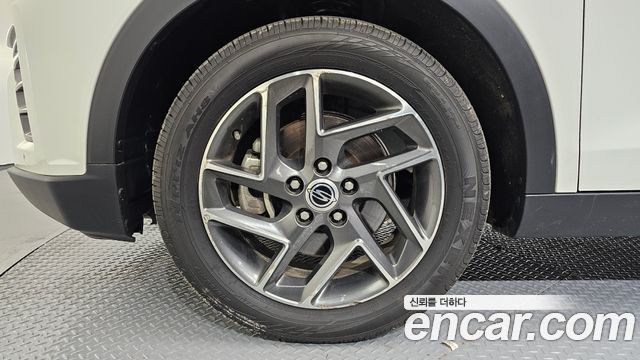 Ssangyong TIBOLI из Кореи Encar