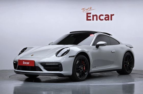 Porsche 911 Carrera GTS — пробег 11 776 км — фото 1 из 5