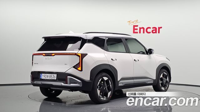 Kia Seltos из Кореи Encar