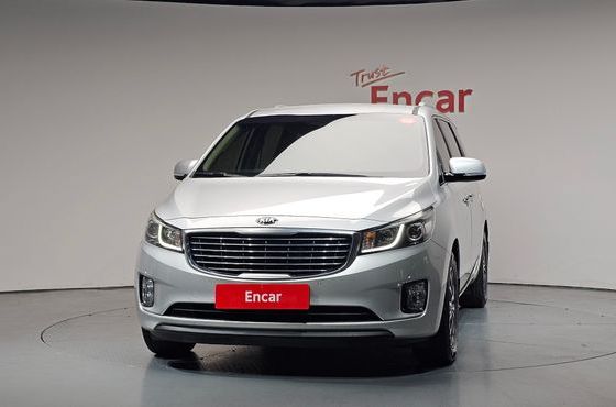 Kia Carnival 11-seater Noblesse — пробег 113 392 км — фото 3 из 5