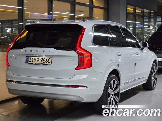 Volvo XC90 T8 Ultimate Bright Hybrid — пробег 102 000 км — фото 2 из 5