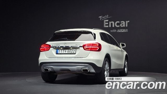 Mercedes-Benz GLA-Class GLA200 d 4MATIC — пробег 88 945 км — фото 4 из 5