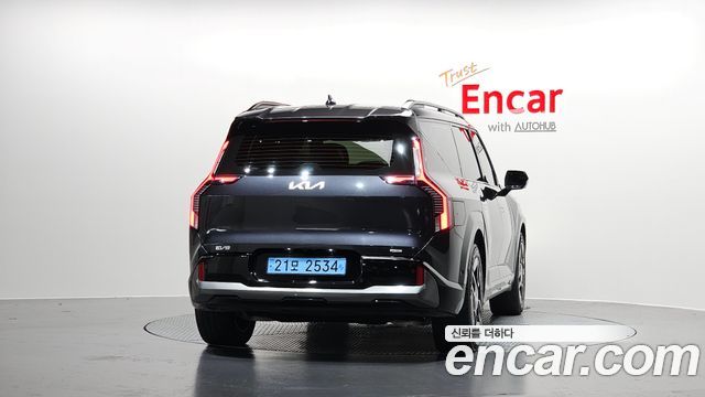 Kia EV9 из Кореи Encar