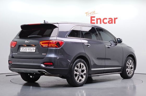 Kia Sorento Gasoline 2.0 Turbo 2WD Master Special — пробег 104 259 км — фото 2 из 5