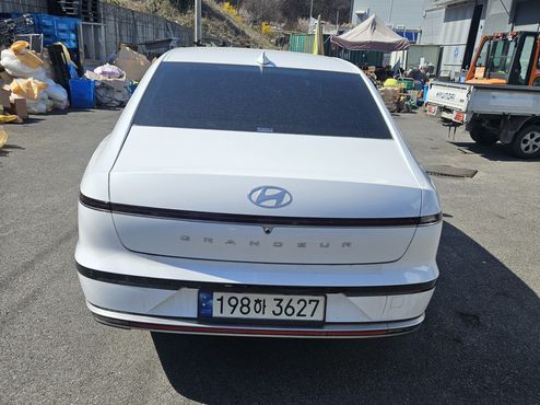 Hyundai Grandeur Exclusive — пробег 32 000 км — фото 5 из 5