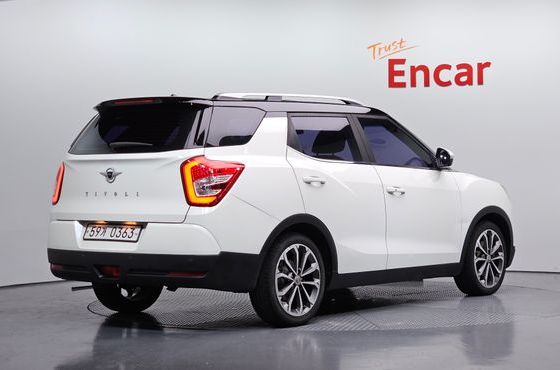 Ssangyong TIBOLI Diesel IX 2WD — пробег 58 043 км — фото 2 из 5