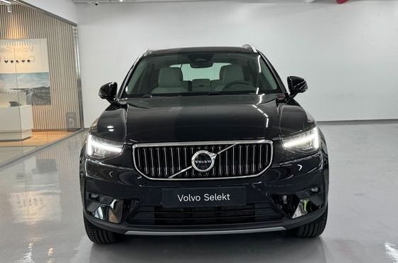 Volvo XC40 B4 Ultra Bright — пробег 1 622 км — фото 3 из 5