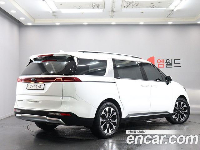 Kia Carnival из Кореи Encar