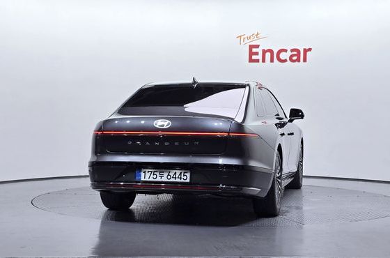 Hyundai Grandeur Calligraphy — пробег 69 813 км — фото 4 из 5