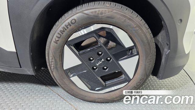 Kia EV3 из Кореи Encar