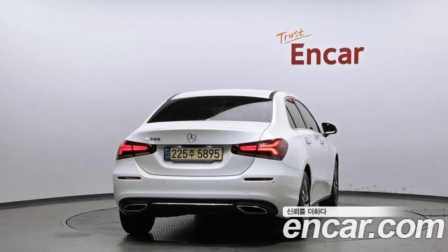 Mercedes-Benz A-Class из Кореи Encar