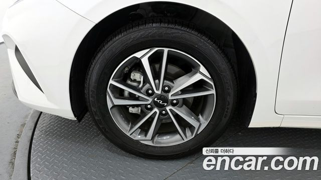 Kia K3 из Кореи Encar
