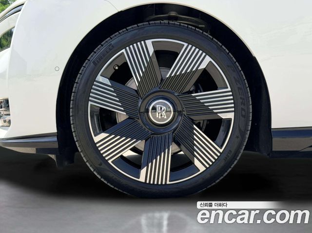 Rolls-Royce Spectre из Кореи Encar