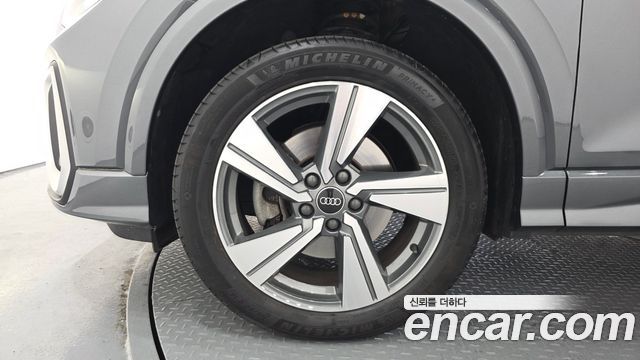 Audi Q2 из Кореи Encar