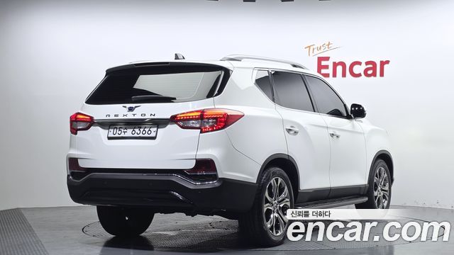 Ssangyong Rexton из Кореи Encar