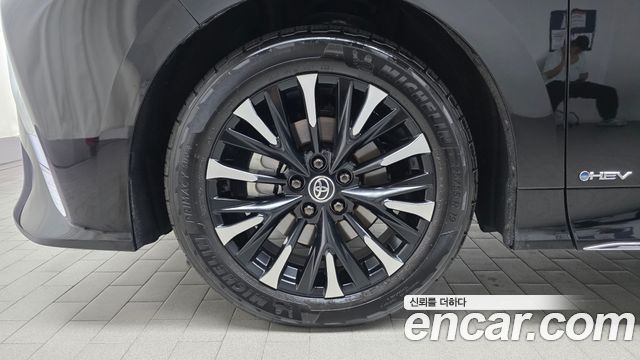 Toyota Alphard из Кореи Encar
