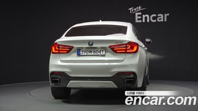 BMW X6 xDrive 35i — пробег 136 529 км — фото 4 из 5