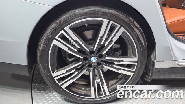 BMW 7-Series из Кореи Encar