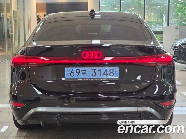 Audi A6 e-Tron Performance S line — пробег 8 830 км — фото 4 из 5