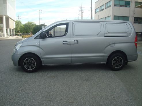 Hyundai Starex 3-Seater VAN CVX Luxury — пробег 215 000 км — фото 5 из 5