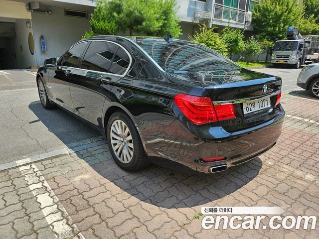 BMW 7-Series 740Li — пробег 370 000 км — фото 4 из 5
