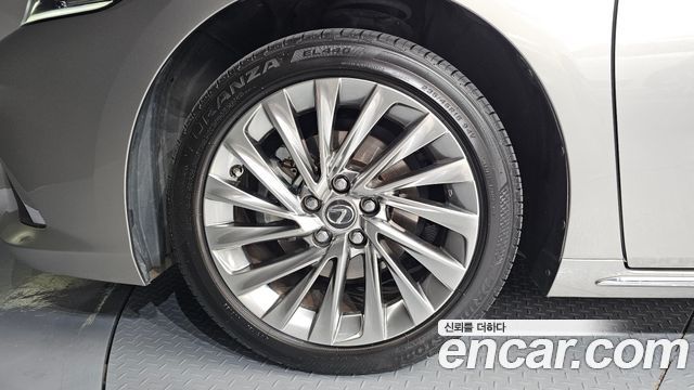 Lexus ES из Кореи Encar