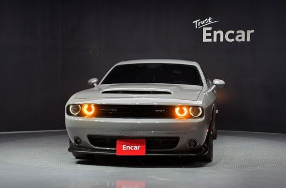 Dodge Challenger 5.7 — пробег 49 189 км — фото 3 из 5
