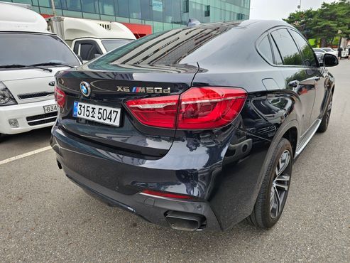 BMW X6 M50d — пробег 122 697 км — фото 2 из 5