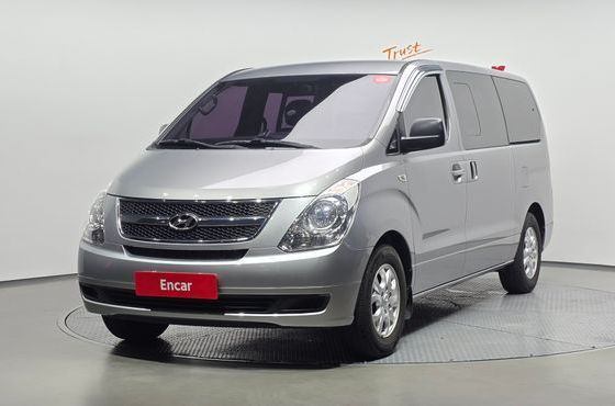 Hyundai Starex 12-Seater Wagon CVX Deluxe — пробег 186 224 км — фото 1 из 5