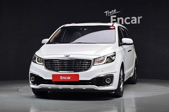 Kia Carnival 9-seater Noblesse — пробег 141 890 км — фото 3 из 5