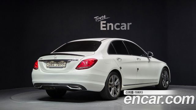 Mercedes-Benz C-Class из Кореи Encar