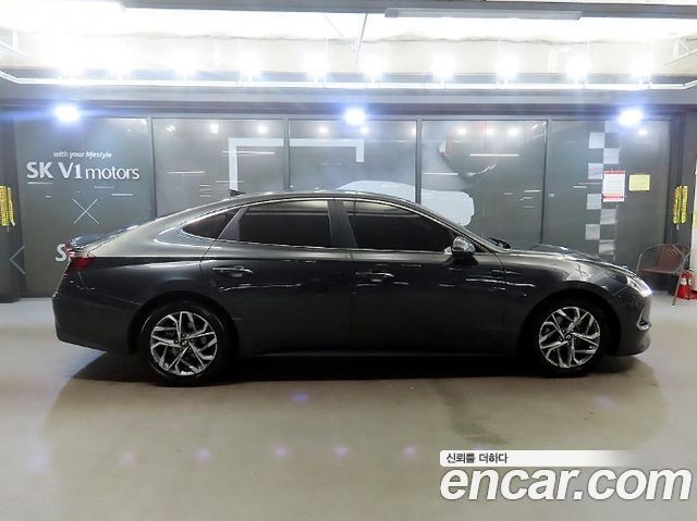 Hyundai Sonata 2.0 Premium Family — пробег 210 317 км — фото 3 из 5
