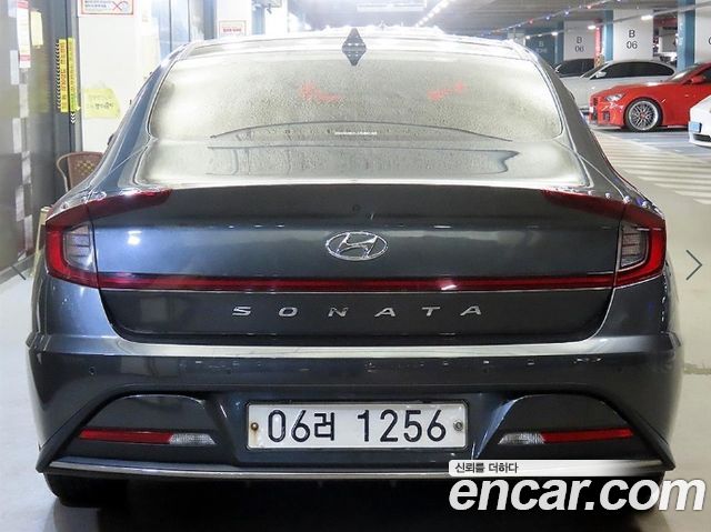 Hyundai Sonata 2.0 Premium Family — пробег 210 317 км — фото 5 из 5