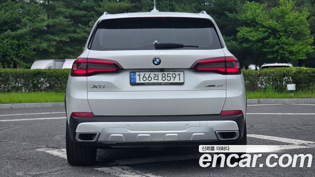 BMW X5 xDrive 40i xLine — пробег 59 754 км — фото 4 из 5