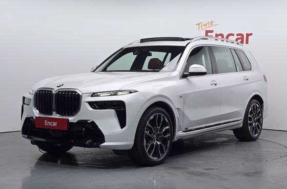 BMW X7 xDrive 40i M Sport 6STR — пробег 10 194 км — фото 1 из 5