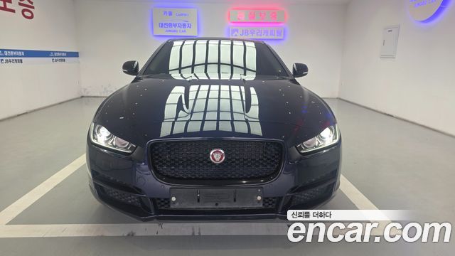 Jaguar XE 20d Perstige AWD — пробег 139 561 км — фото 1 из 5