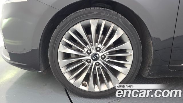 Kia K7 из Кореи Encar