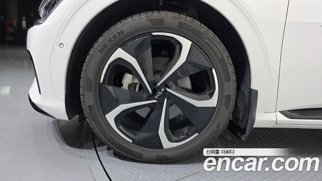 Kia EV6 Long Range 4WD GT Line — пробег 52 238 км — фото 5 из 5