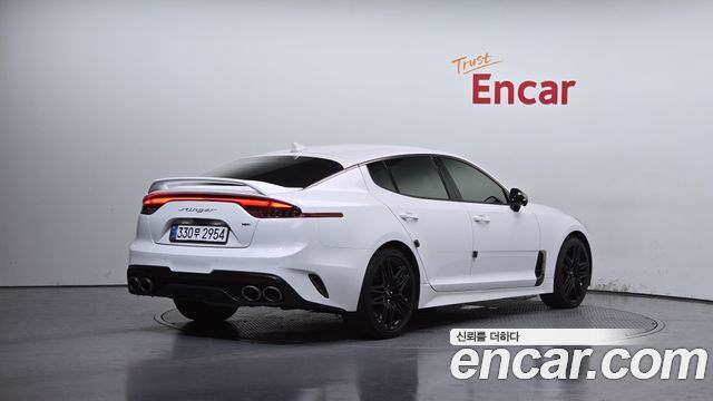 Kia Stinger из Кореи Encar