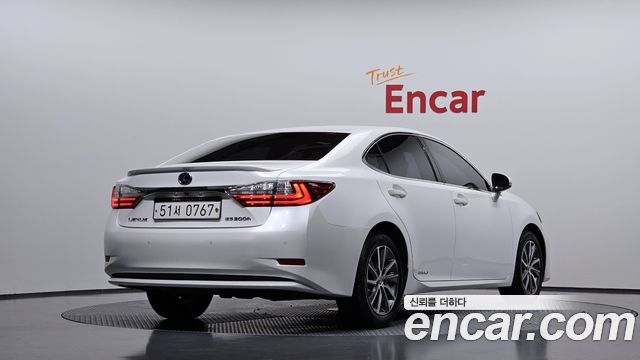 Lexus ES из Кореи Encar