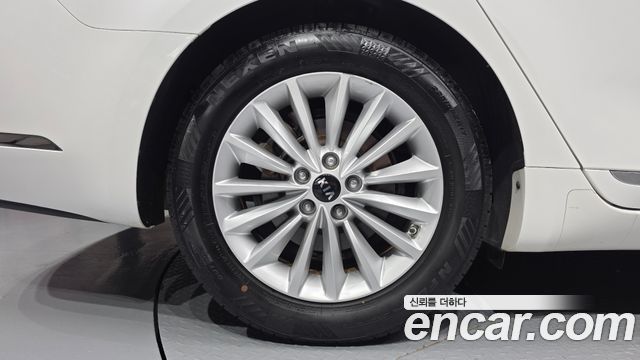 Kia K7 из Кореи Encar