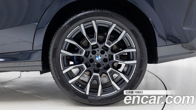 BMW X6 xDrive40i M Sport — пробег 4 440 км — фото 5 из 5