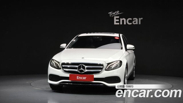 Mercedes-Benz E-Class из Кореи Encar