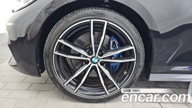 BMW 3-Series 330i M Sport — пробег 142 881 км — фото 5 из 5