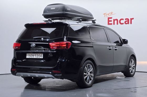 Kia Carnival 9-Seater Prstige — пробег 152 721 км — фото 2 из 5