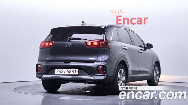 Kia Niro из Кореи Encar